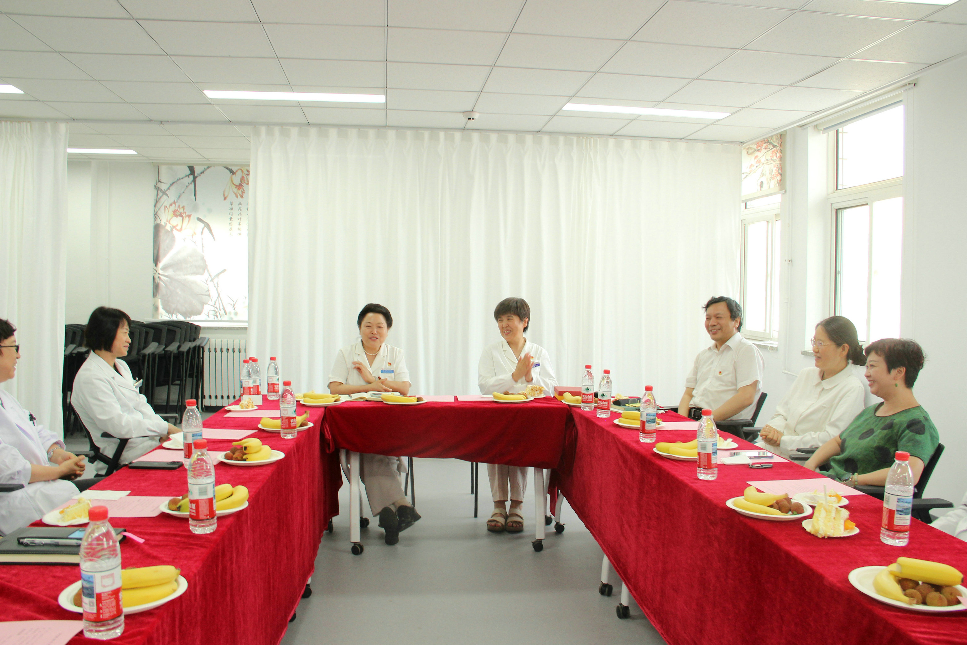 5-座谈发言.jpg